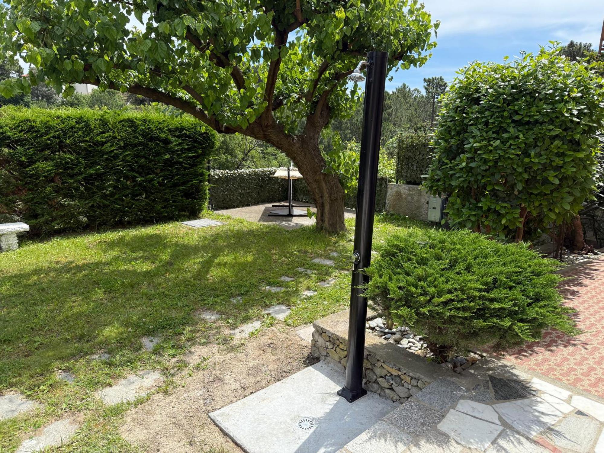 Villa Casa Giardino Spotorno Exterior foto
