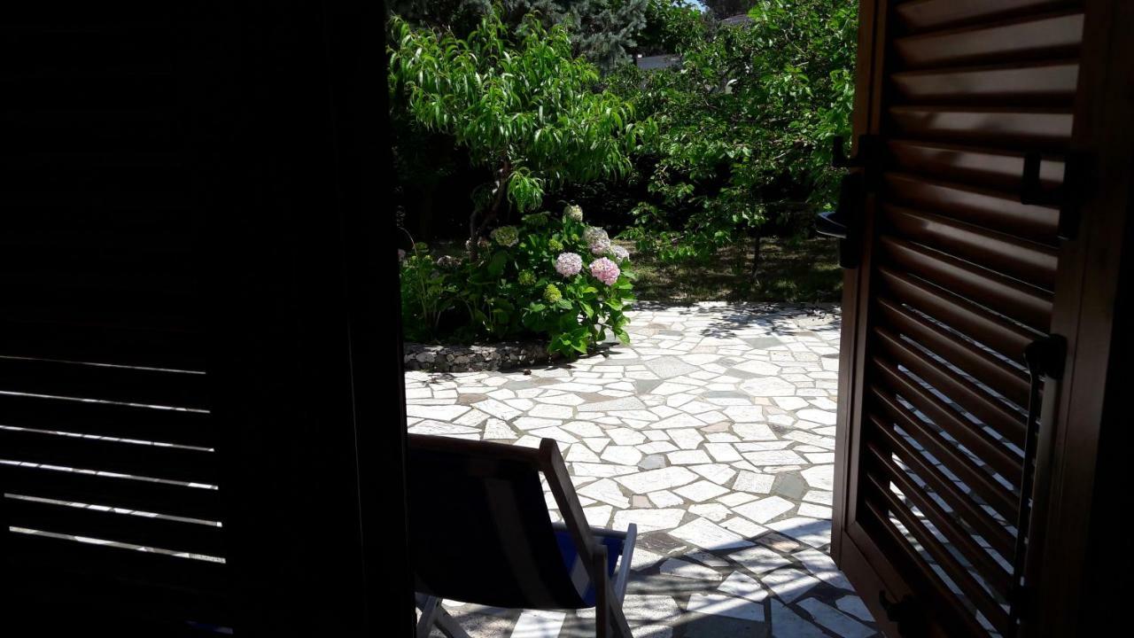 Villa Casa Giardino Spotorno Exterior foto